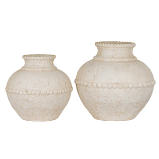 Large and small textured terracotta vases shown side by side for scale.